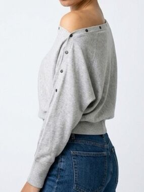 AllSaints Light Gray Button-Shoulder Women’s Top